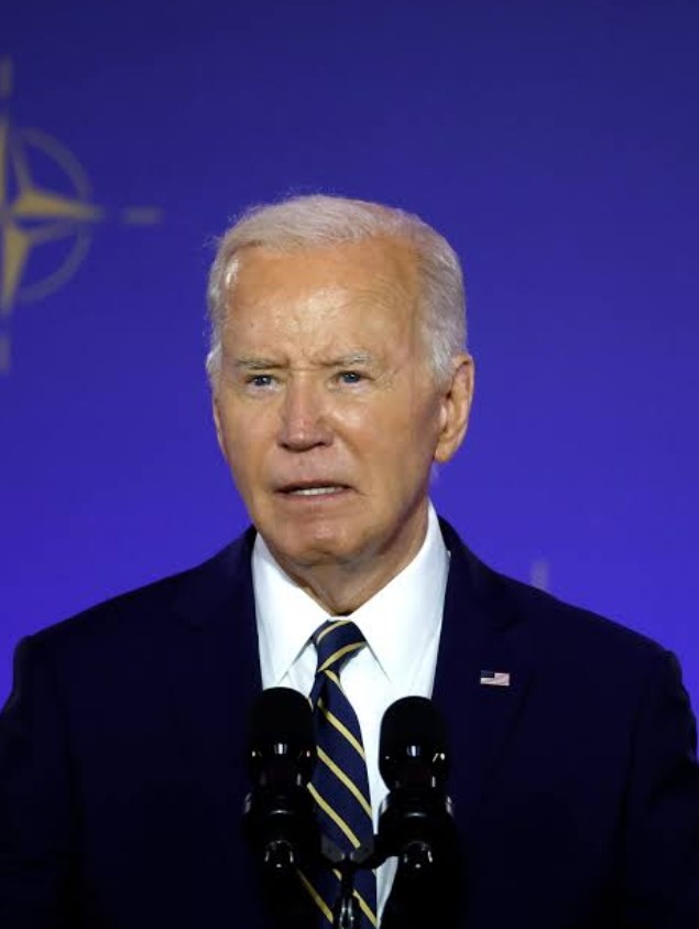 BREAKING: Trump’s White House Doctor REFUSES to Reveal His SERIOUS Health Diagnosis After He’s Repeatedly Seen With Band-Aids on His Hand — and the Real Reason He Has Been Uncontrollably Falling Asleep During Meetings