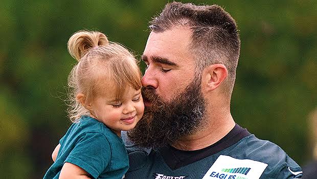 Just In: Fox news reports that Jason Kelce just lost his last daughter in what the unverified source referred to as "a domestic accident." Details later.